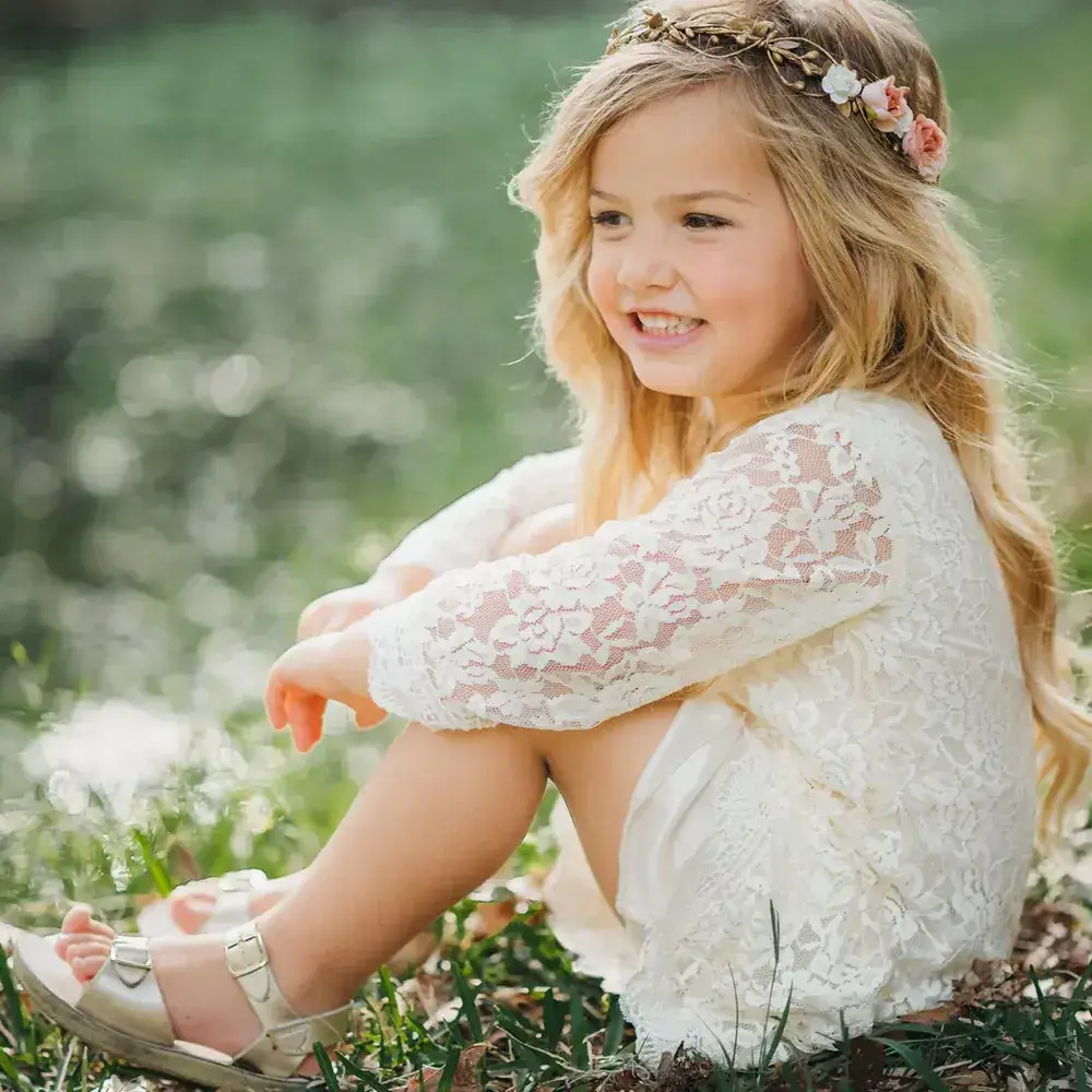 Korean Children's Lace Long Sleeve Dress Medium Small - Image 4