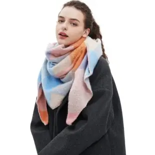Faux Cashmere Plaid Triangle Shawl Scarf for Women — feature 4