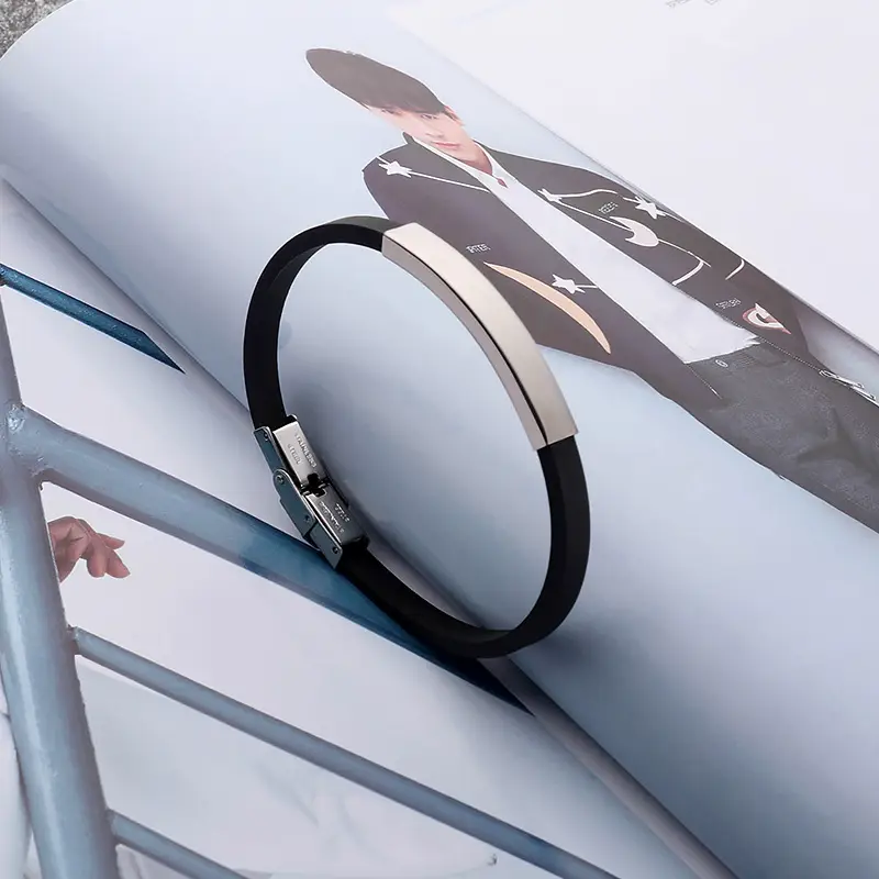 Classic Titanium Steel Silicone Bracelet Black Small - Image 7