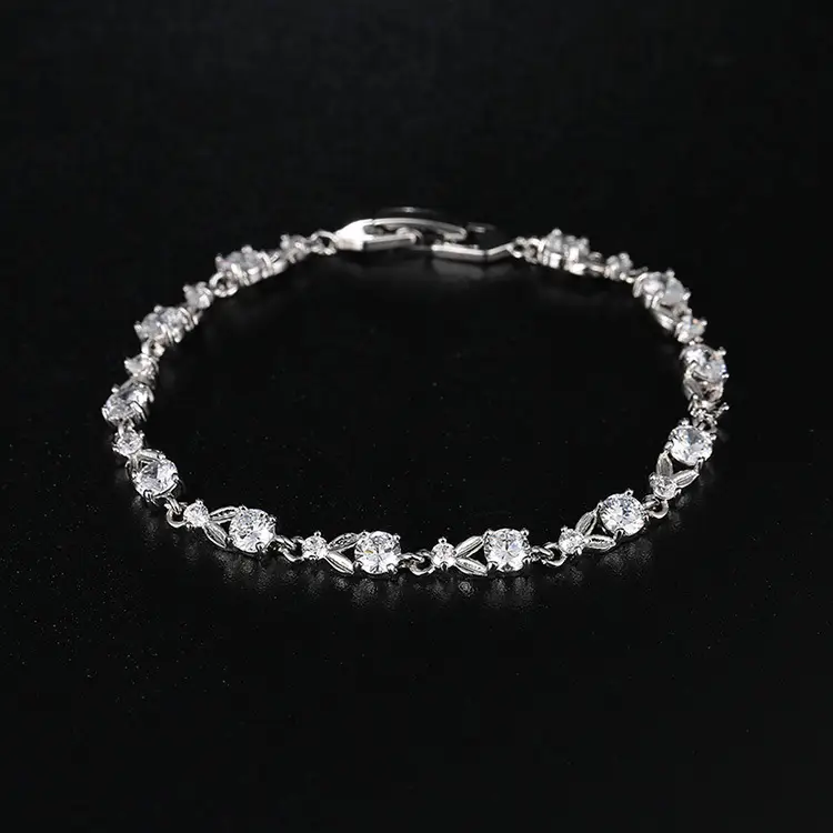 Austrian Crystal Blue Zircon Bracelet Gold Plated — feature 5