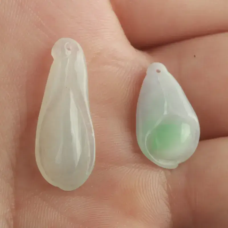 Jade Ice Glutinous Pendant for Women - Image 5