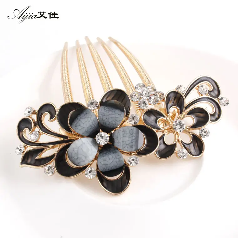 Blue Floral Diamond Hair Combs for Women - Image 3