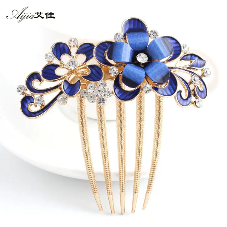 Blue Floral Diamond Hair Combs for Women - Image 4