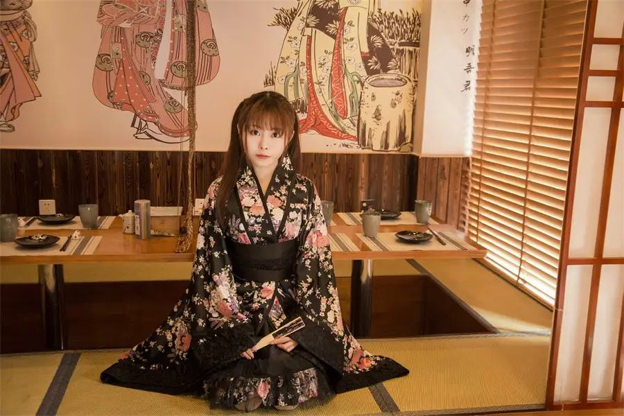 Female Lolita Heavy Sakura Kimono Dress Floral Black - Image 2