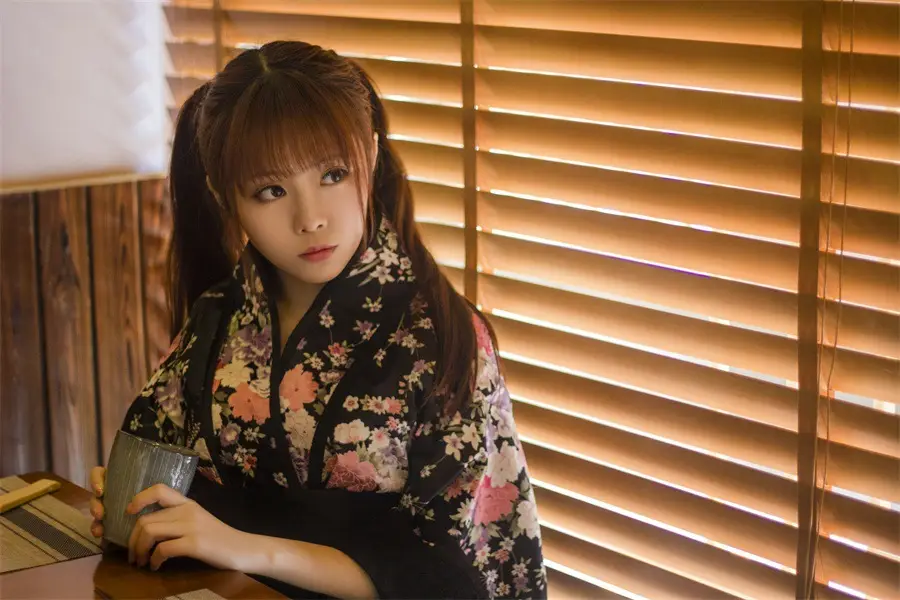 Female Lolita Heavy Sakura Kimono Dress Floral Black — feature 20