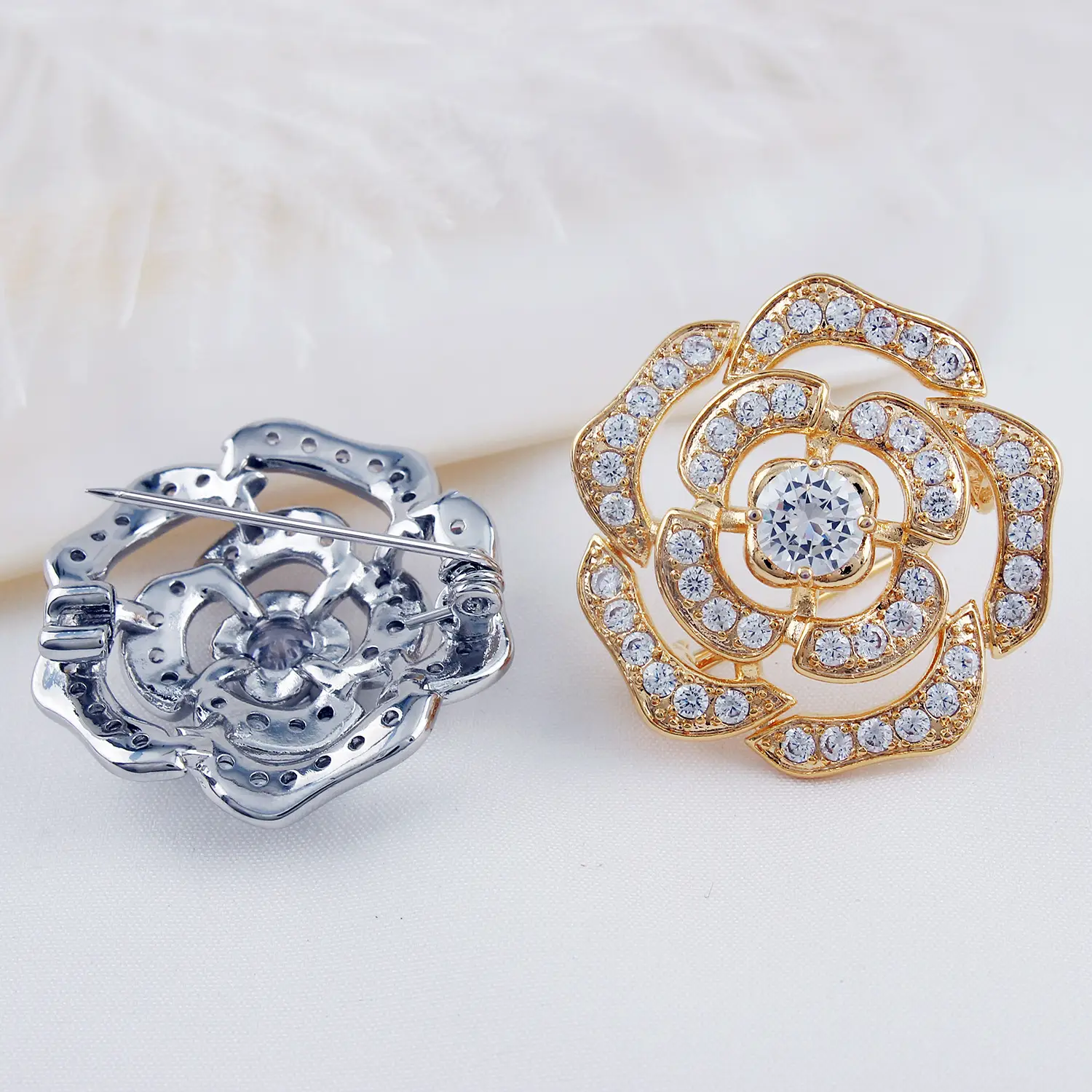 Classic Crystal Camellia Brooch Women High-end Zircon Anti-light Pin - Image 6