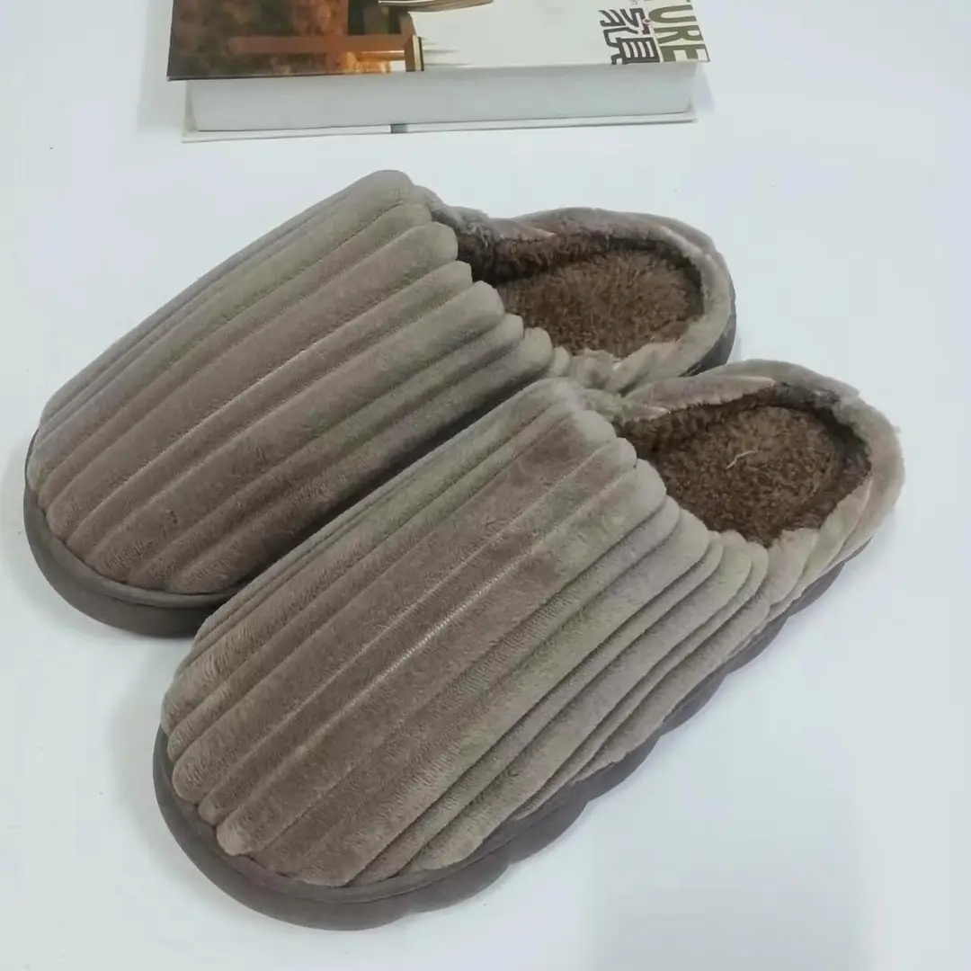 2023 new cotton slippers men and women winter home warm Plaid stall supermarket slippers wholesale
