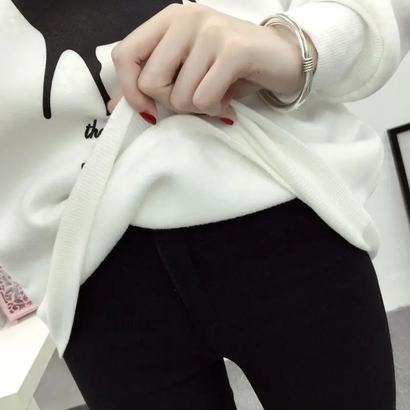 Black Deer Print Long Sleeve Sweatshirt for Women - Image 4