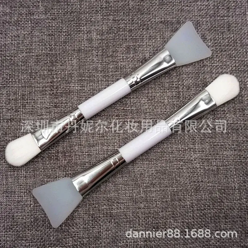 Soft Silicone Lip Mask Brush for Lips & Makeup — feature 6