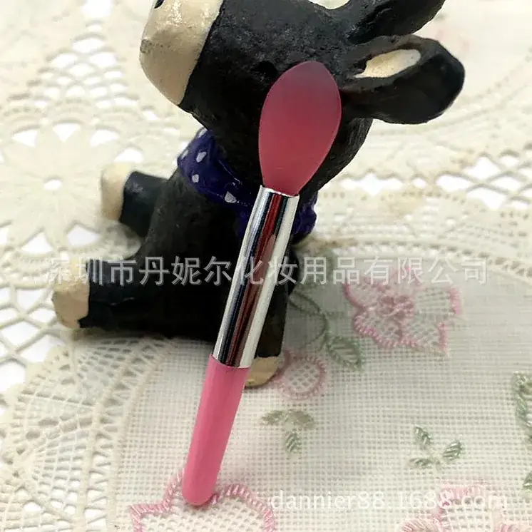 Soft Silicone Lip Mask Brush for Lips & Makeup - Image 12