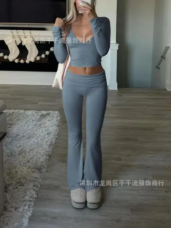2024 Women's Slim-fit Knitted Two-Piece Suit Grey - Image 5