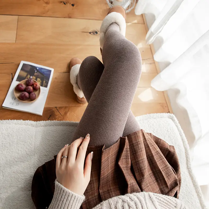 Women Warm Cotton Leggings with Vertical Stripe - Image 4