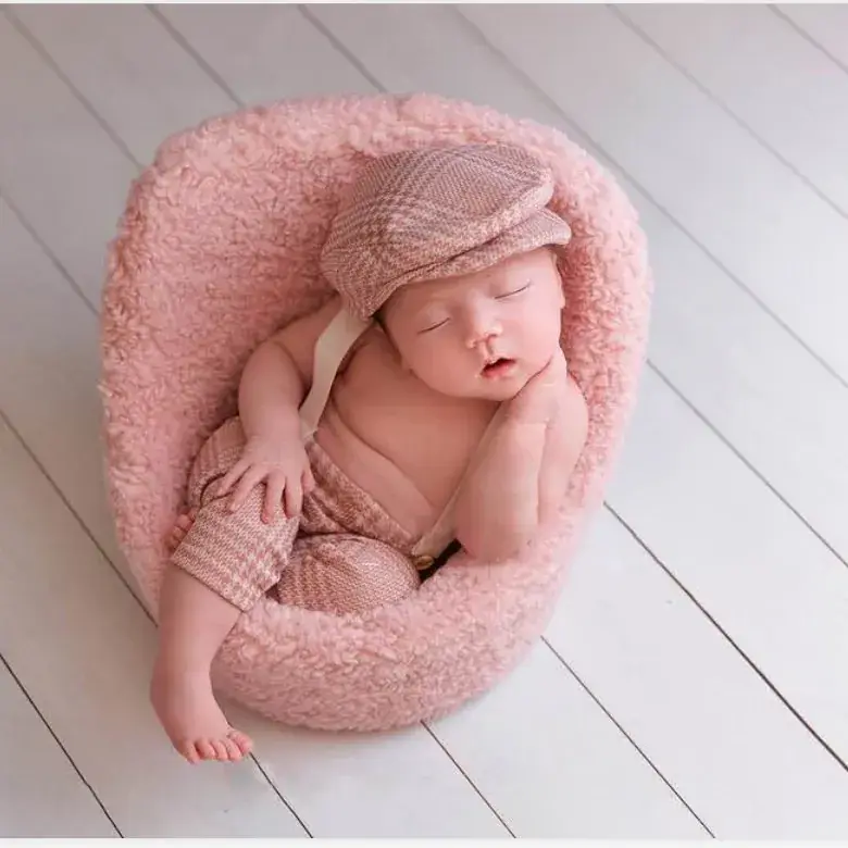 Pink Fleece Baby Sleeping Mat with Hat - Image 5