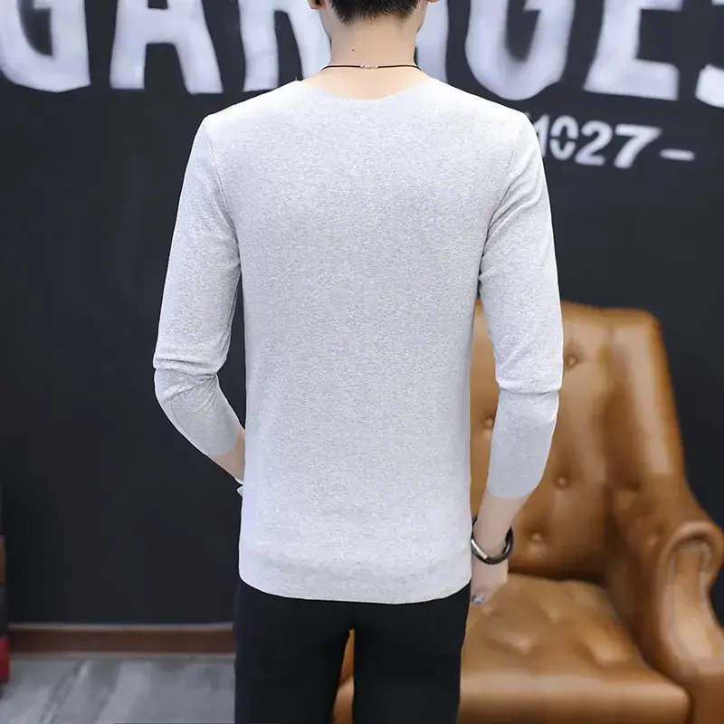 Men's Grey V-Neck Long Sleeve T-Shirt Free Agent - Image 10