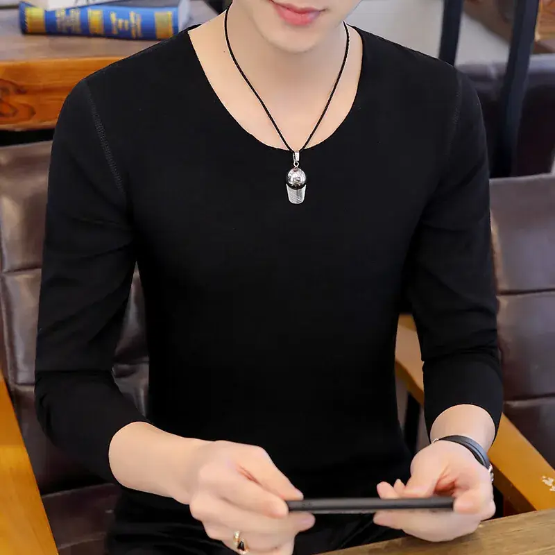 Men's Grey V-Neck Long Sleeve T-Shirt Free Agent - Image 5