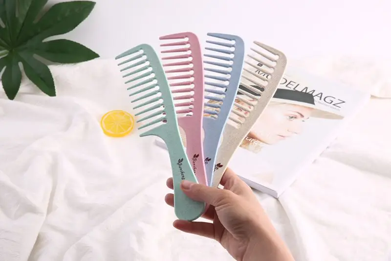 Pink Multi-Functional Hair Comb for Daily Use — feature 3