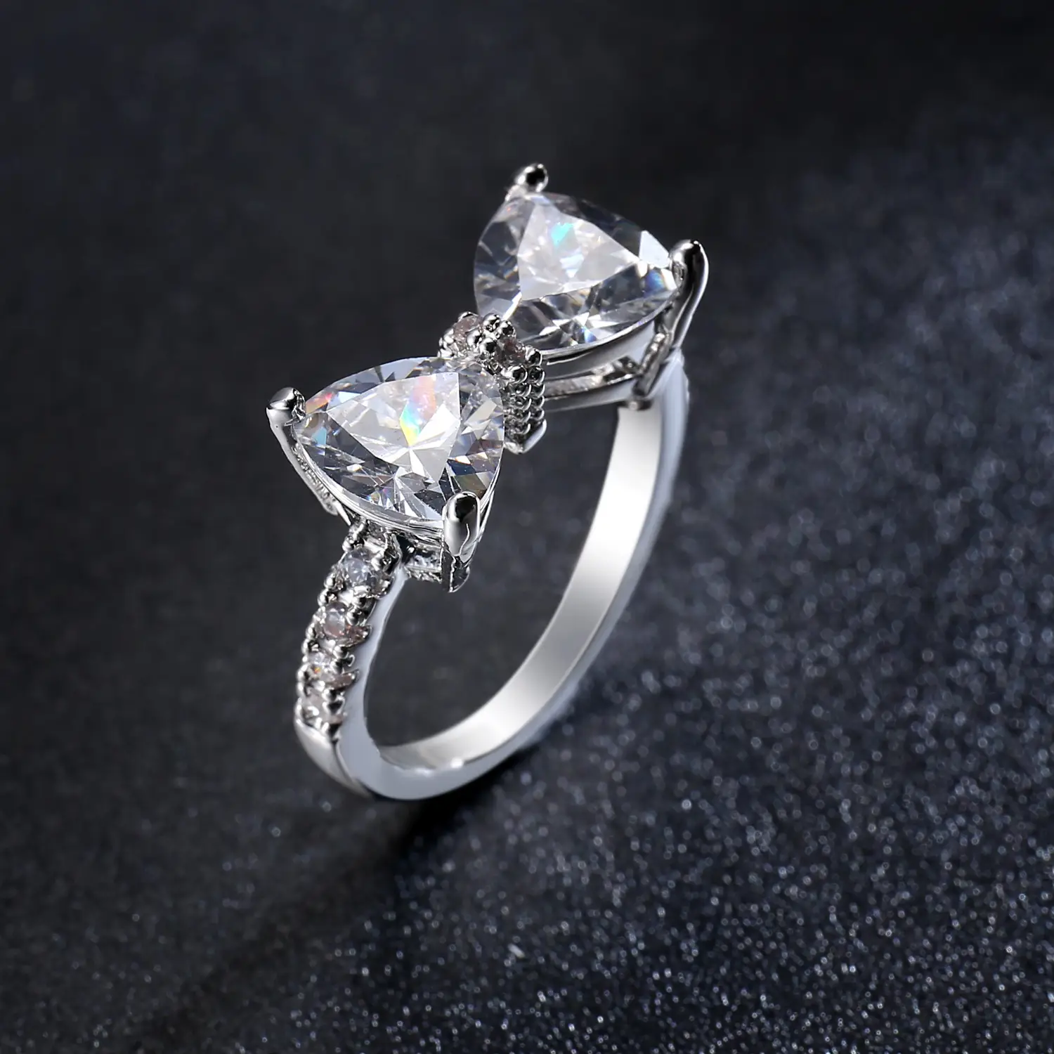 Women's Japanese Style Zircon Bow Ring Flash White Diamond - Image 4