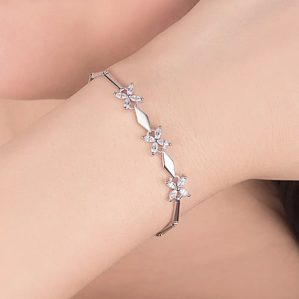 Silver Plated Four Leaf Clover Bracelet for Girls