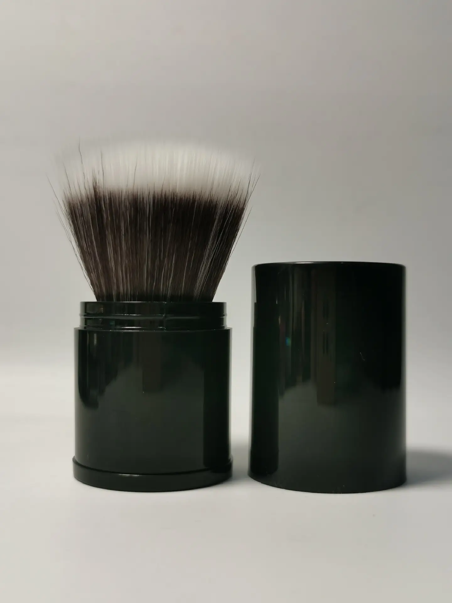 Pink Telescopic Blush Brush for Makeup Beauty Tools - Image 4