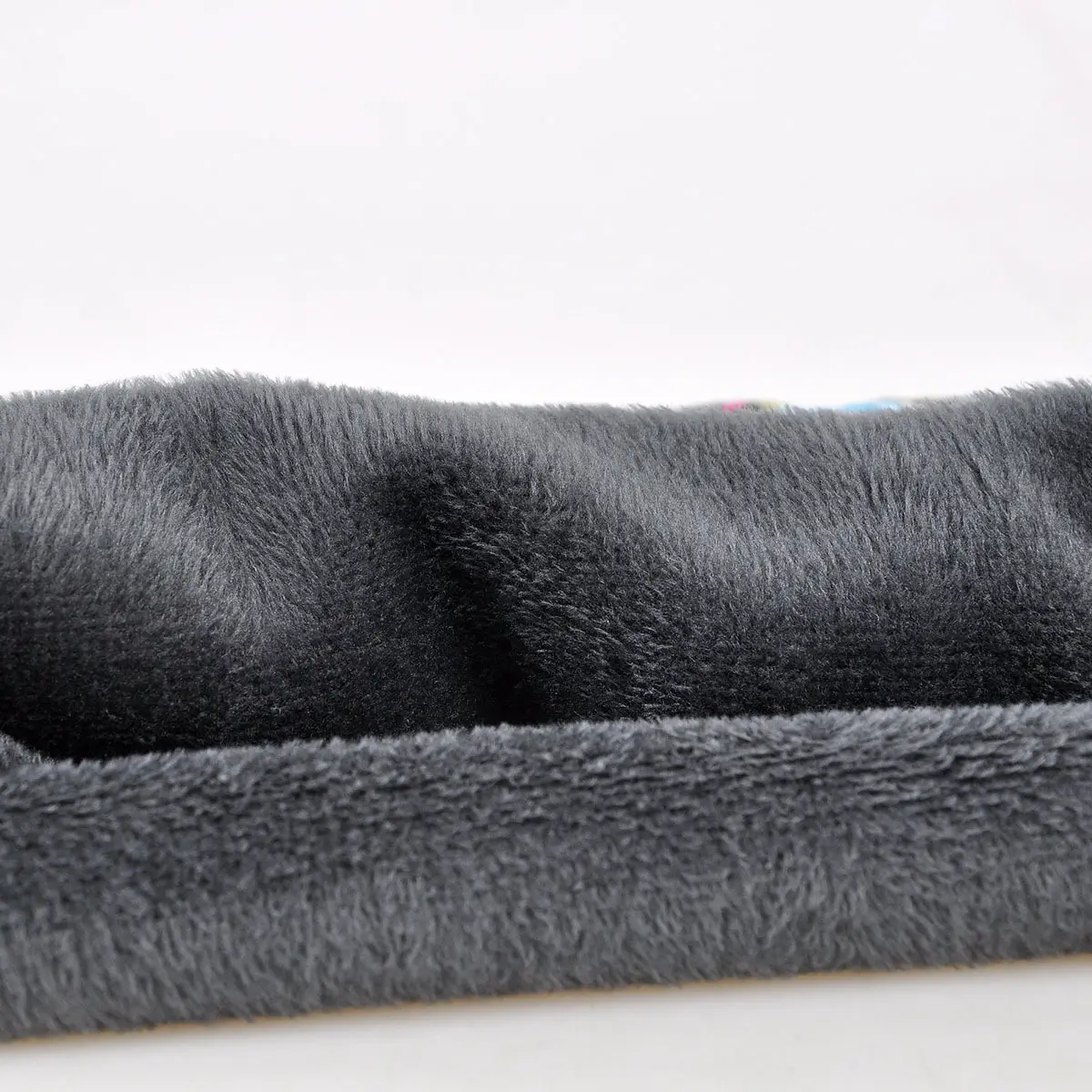 Winter Patterned Velvet Neck Hat for Men Women — feature 15