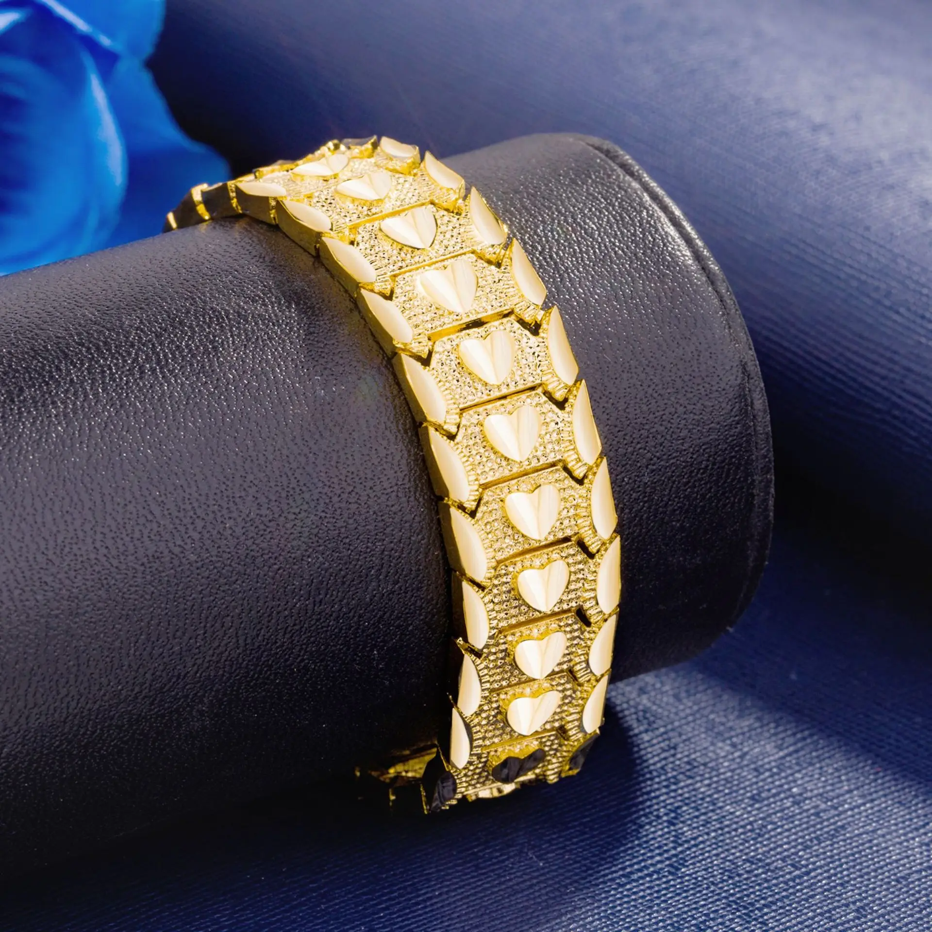 24K Gold Plated Heart Bracelet for Couples - Image 4