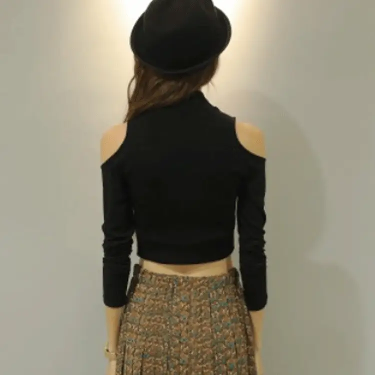 Women's 2023 Cold Shoulder Crop Top with Hat