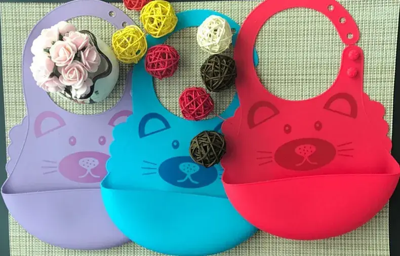 Three-Dimensional Waterproof Baby Feeding Bib Soft Silicone Blue — feature 5
