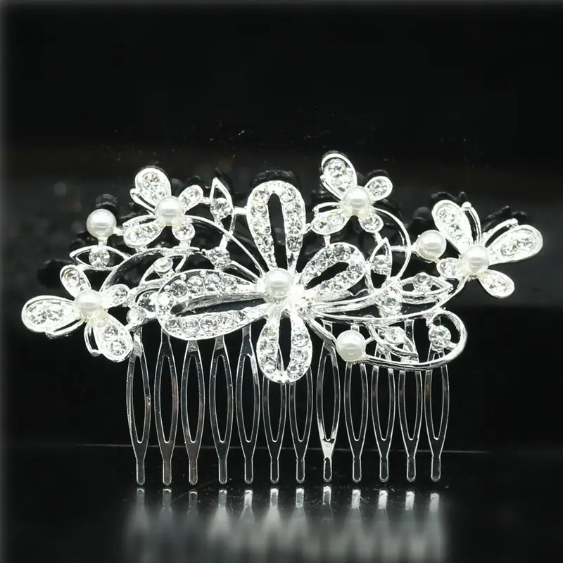 Butterfly Hair Comb with Rhinestones for Bridal Use - Image 9