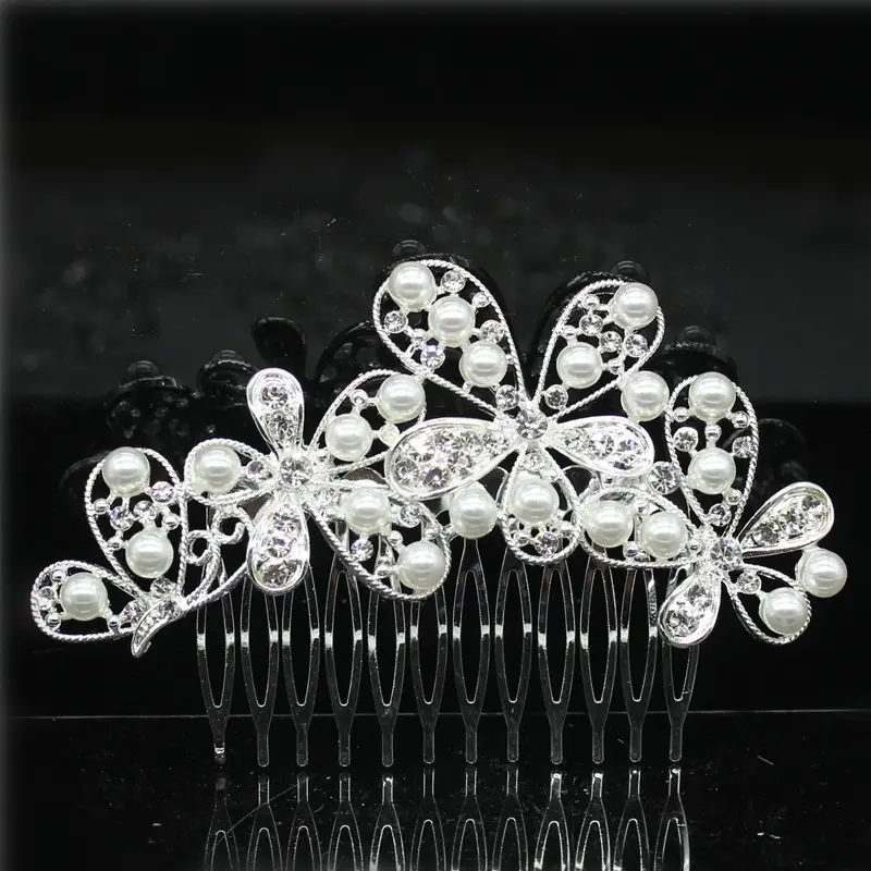 Butterfly Hair Comb with Rhinestones for Bridal Use - Image 10