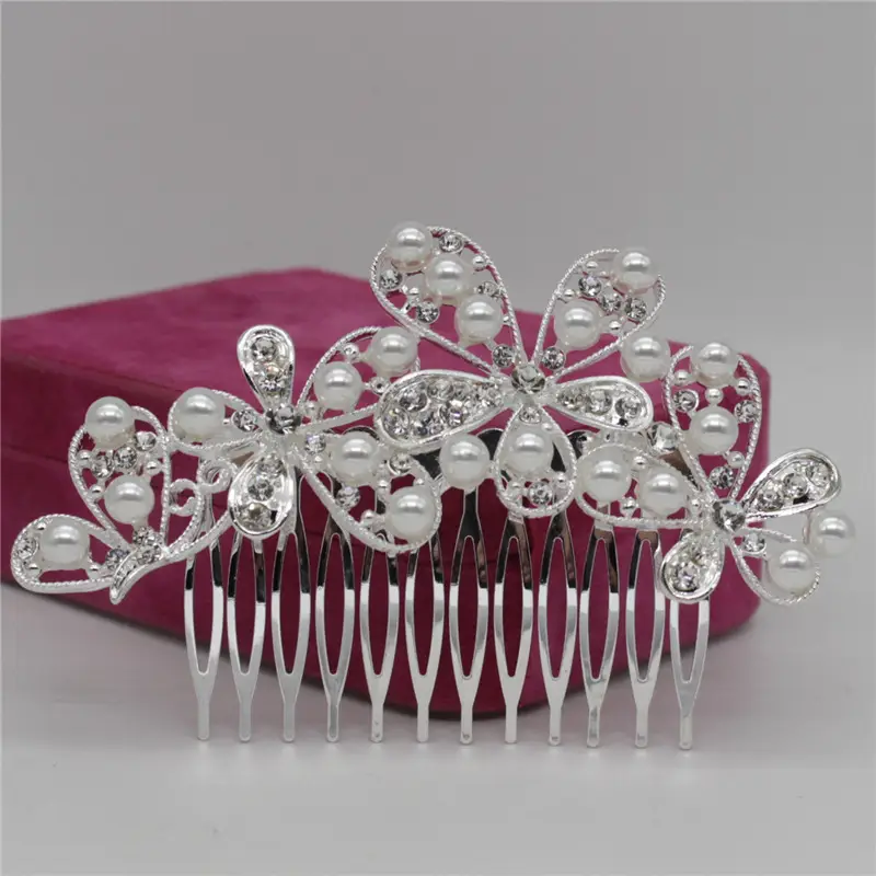 Butterfly Hair Comb with Rhinestones for Bridal Use - Image 5