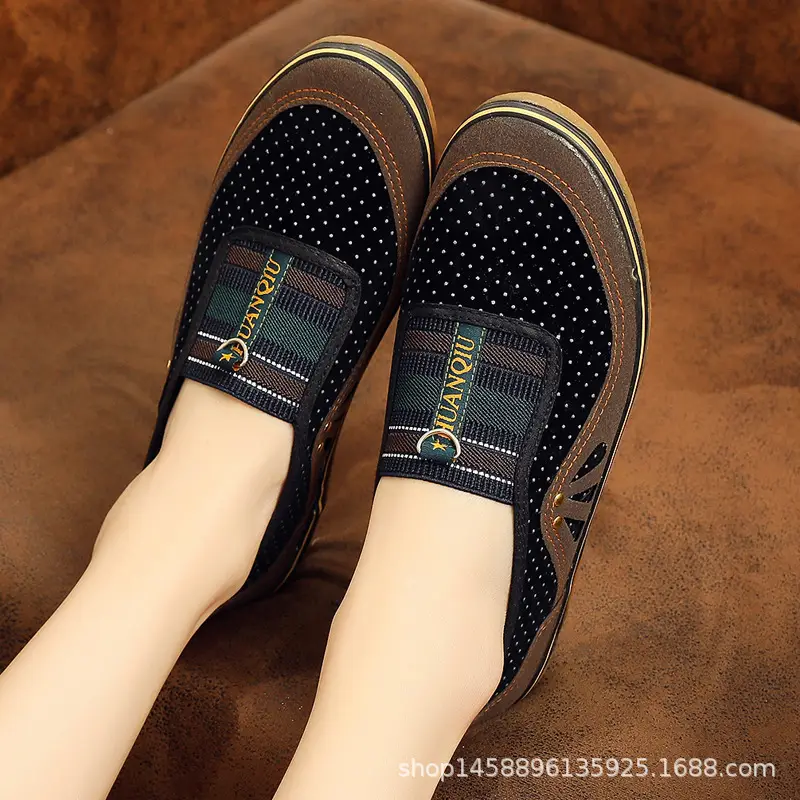 Spring New Women's Shoes Middle-aged and Elderly Slip-on Milk Shoes Non-slip Soft Bottom Mother's Work Shoes Old Beijing Cloth Shoes for Women - Image 4