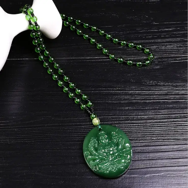 Hot Green Jade Guanyin Necklace with Sweater Chain