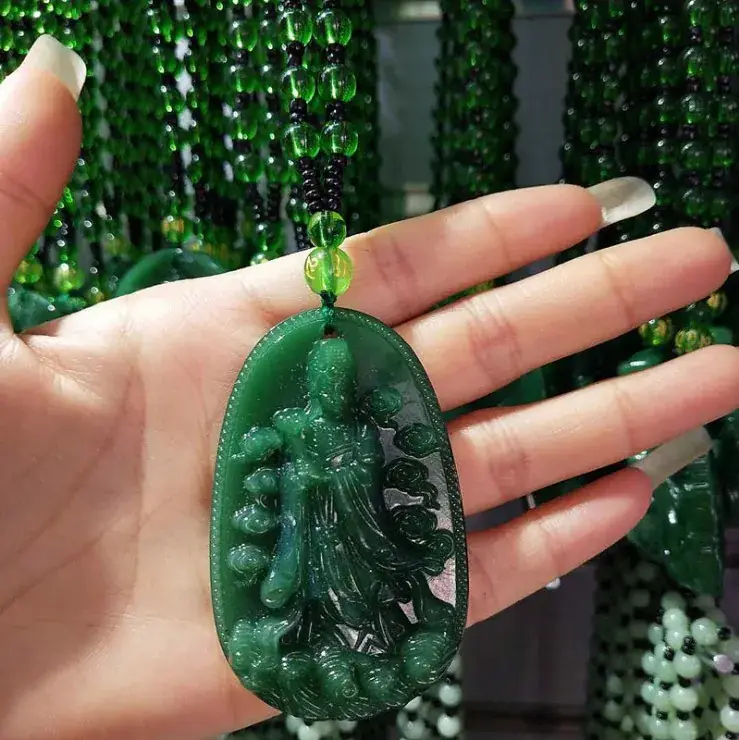 Hot Green Jade Guanyin Necklace with Sweater Chain