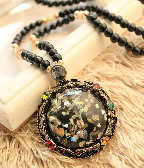 Vintage Korean Cross-Country Cat's Eye Pendant Necklace