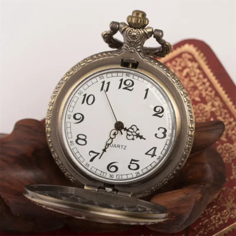 Retro Large Quartz Pocket Watch with Phoenix Cross Chain — feature 8