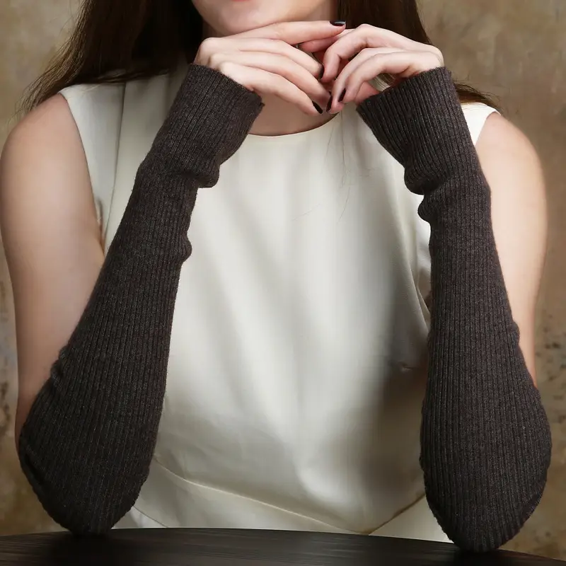 Women's Long Knitted Finger Gloves for Winter Warmth - Image 9