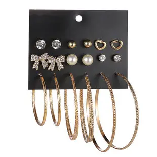 Pearl & Diamond Earrings Set 30 Pairs Wholesale — feature 25