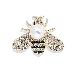 Yellow Little Duck Brooch with Rhinestone Design — feature 2