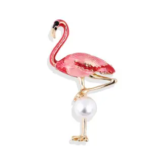Yellow Little Duck Brooch with Rhinestone Design — feature 3