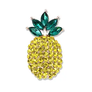 Yellow Little Duck Brooch with Rhinestone Design — feature 7