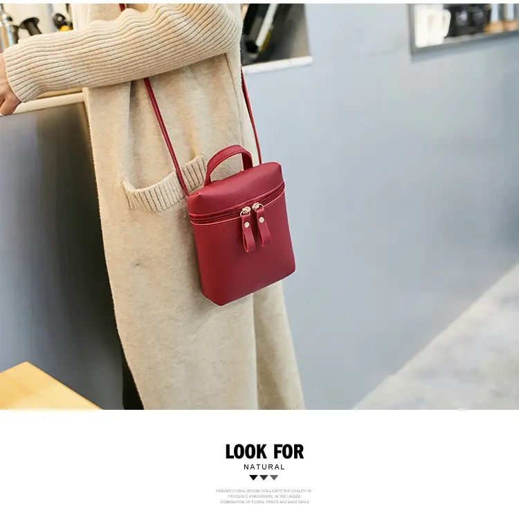 Women's Small Square Crossbody Bag Red Mobile Phone Bag — feature 9