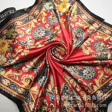 Mai Tong Silk Scarf 90x90cm Spring New Carriage Design — feature 24