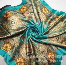 Mai Tong Silk Scarf 90x90cm Spring New Carriage Design — feature 4