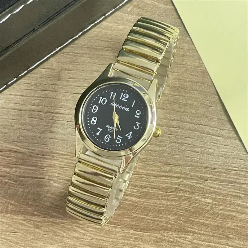 Elastic Steel Band Couple Watch with Large Numbers - Image 6