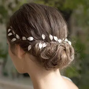 Rustic Rose Gold Crystal Hair Comb for Bridal Wear — feature 28