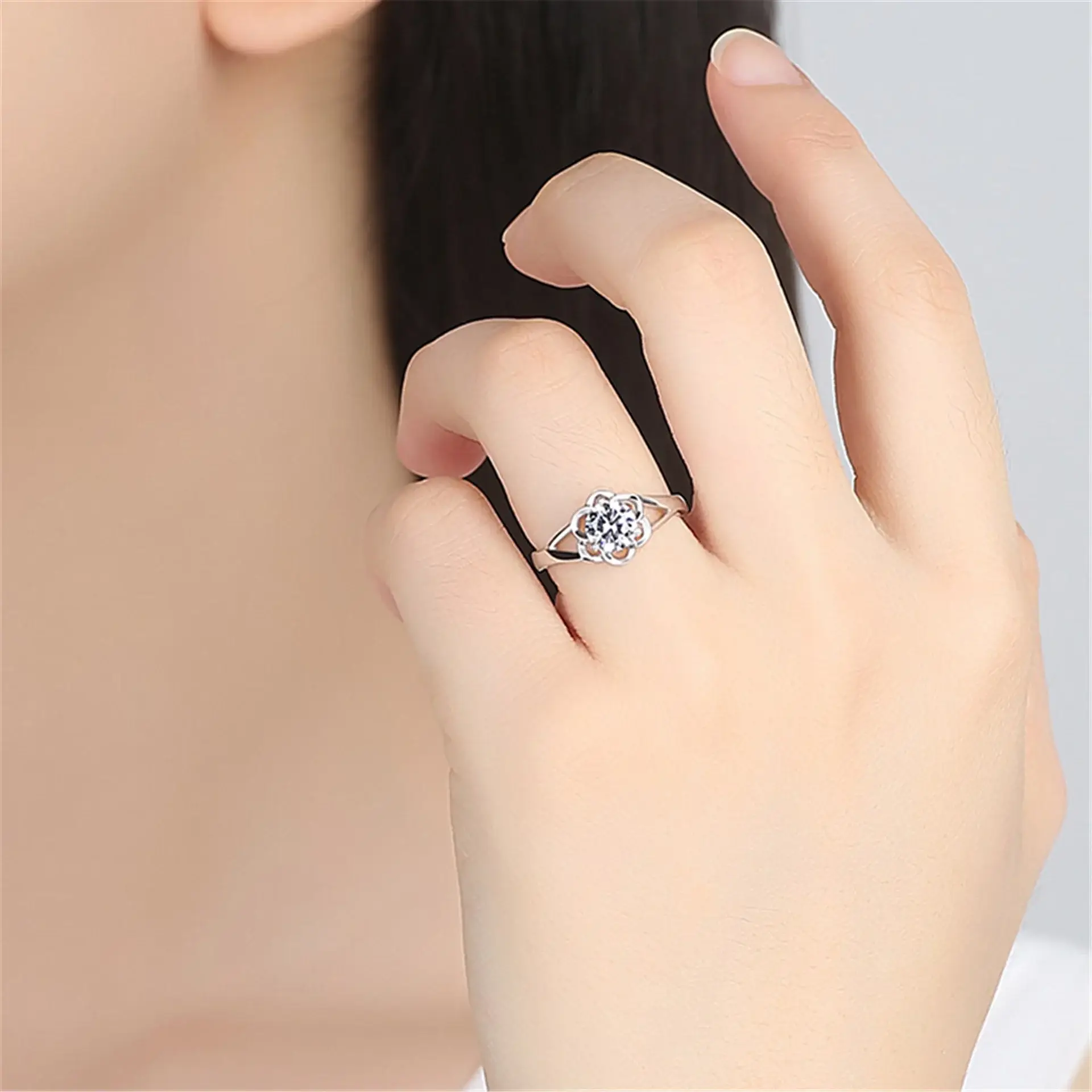 Diamond Ring for Women - Elegant Design for Weddings & Daily Wear — feature 5