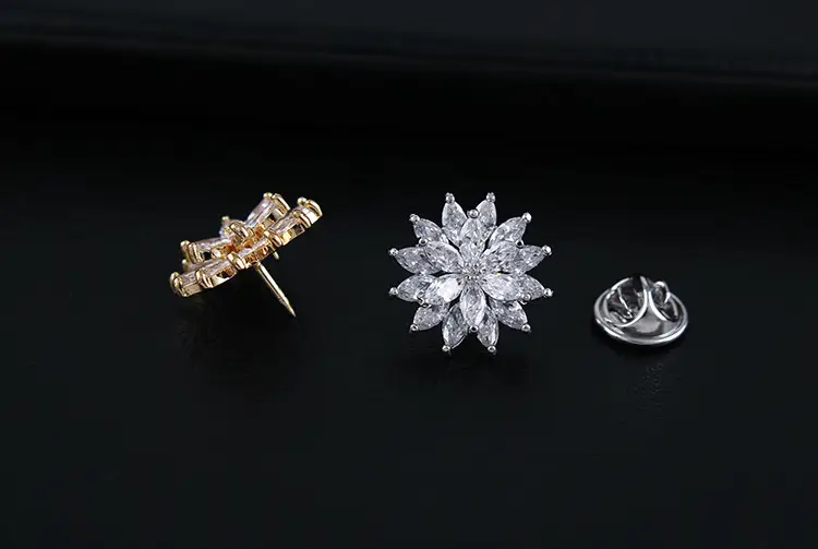 Double-Layer Crystal Sunflower Brooch for Women — feature 18