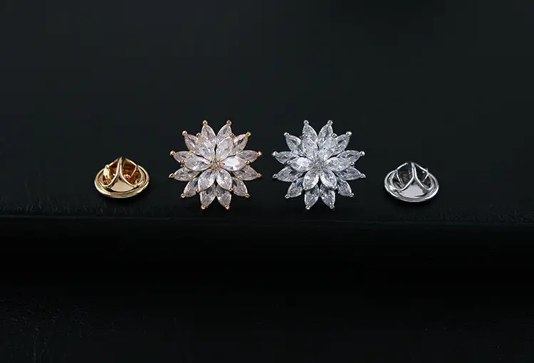 Double-Layer Crystal Sunflower Brooch for Women — feature 2