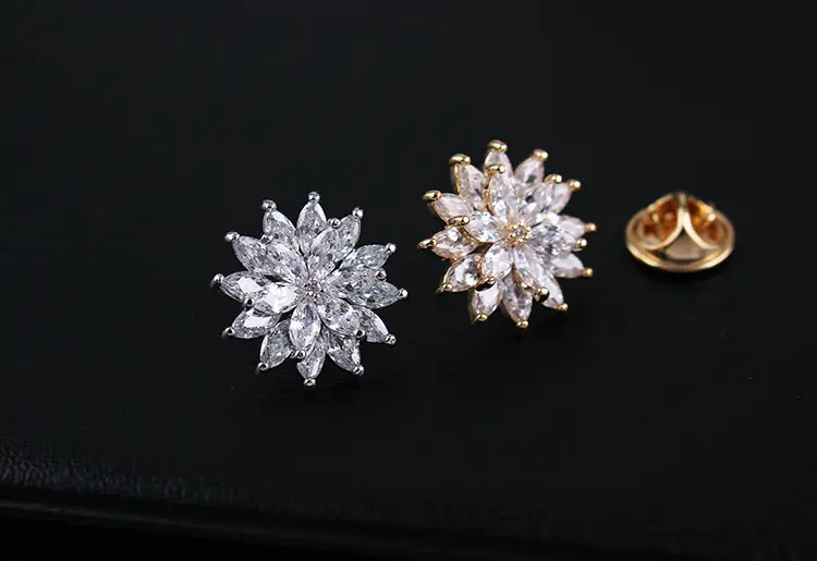 Double-Layer Crystal Sunflower Brooch for Women — feature 20