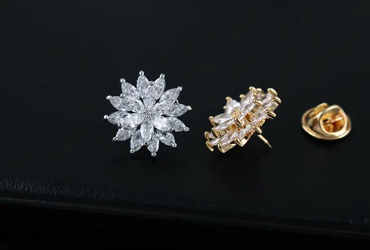 Double-Layer Crystal Sunflower Brooch for Women — feature 21